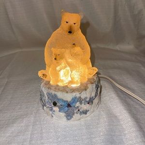 Vintage Pfaltzgraff working Polar Bear lamp